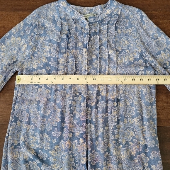 Lucky Brand Pleated Semi-Sheer Long Sleeve Button-Up Blouse Women's Size XS Blue - Picture 8 of 10